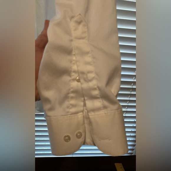 NWOT Men’sSize 17 34/35 Van Heusen Regular Fit LuxSateen Wrinkle FreeDress shirt - Picture 6 of 14